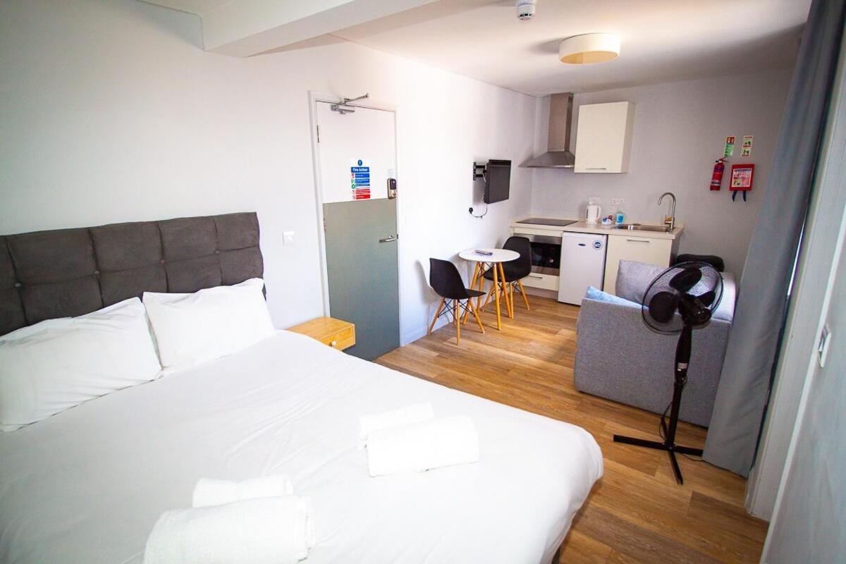 Oyo Studiotel Gy - Modern Hotel Apartments Горад Грэйт Ярмут Екстериор снимка