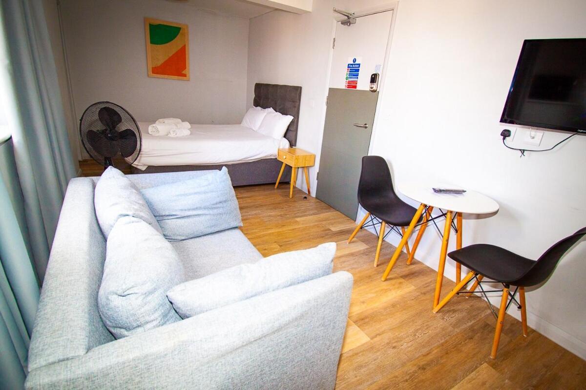 Oyo Studiotel Gy - Modern Hotel Apartments Горад Грэйт Ярмут Екстериор снимка